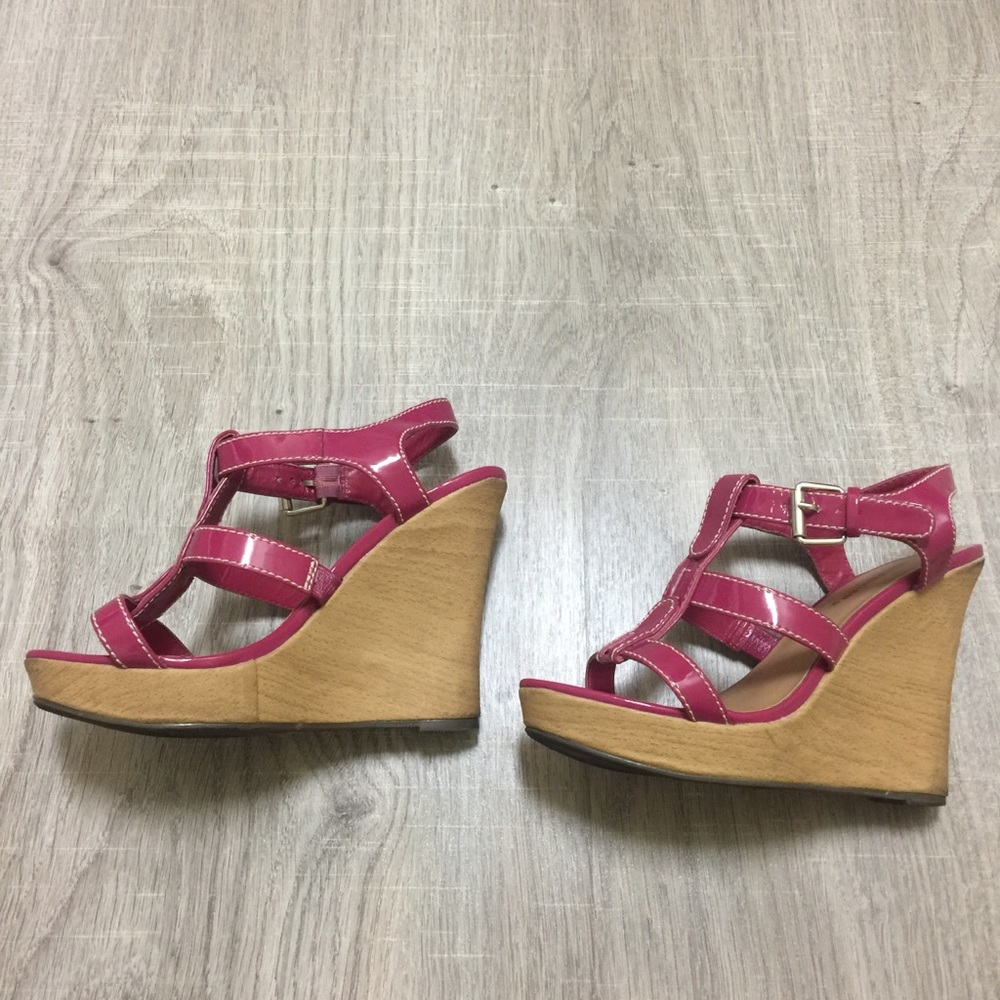 Platform sandals 👡